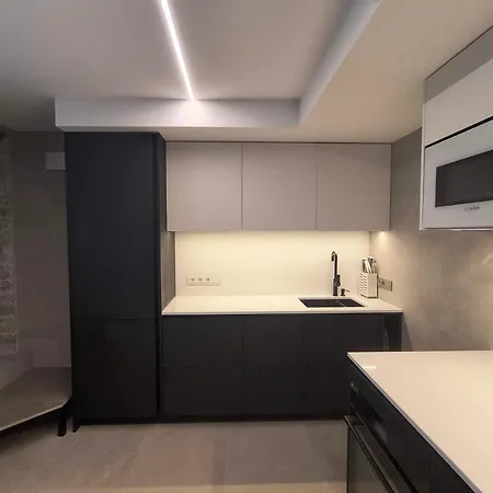 Apartment Modern In Center